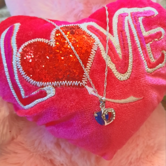 925 Silver Chain Heart & Crystal Pendant - Picture 5 of 10